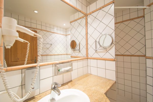 comfort-bathroom-002